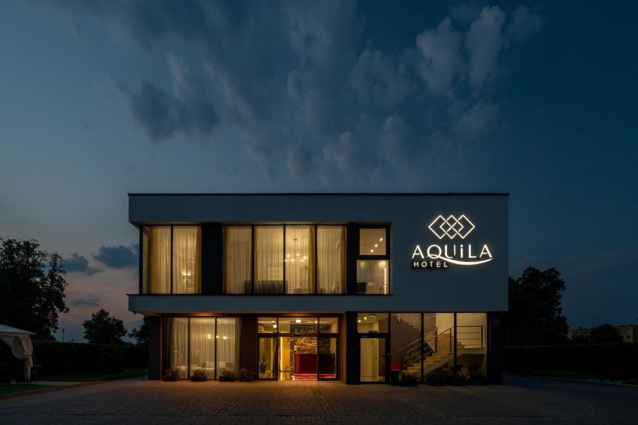 Aquila Hotel ザトル エクステリア 写真